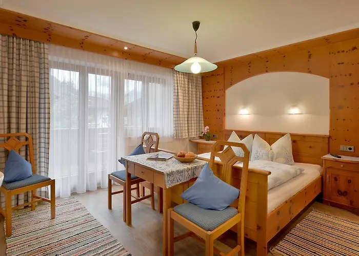 Pensión Haus Bergfriede 3*